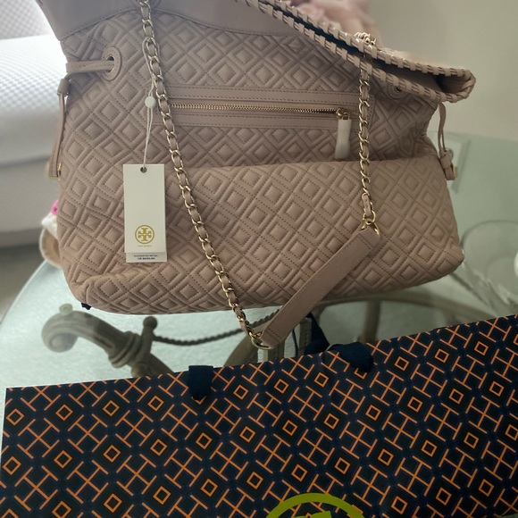 Tory Burch Marion Quilted Tote Brand New Light Oak ( Nude Pink) color - Picture 7 of 10